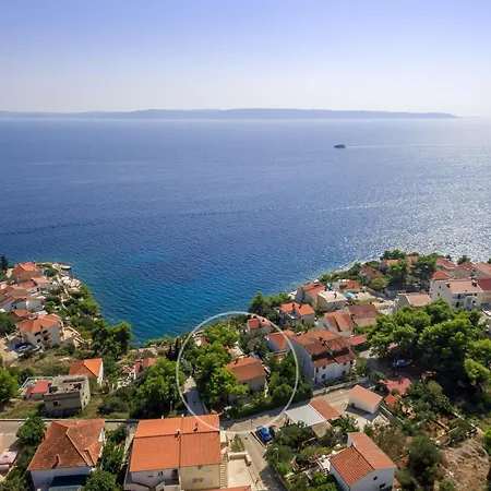 بيت للعطل In Okrug Gornji Mit Grill Und Terrasse *